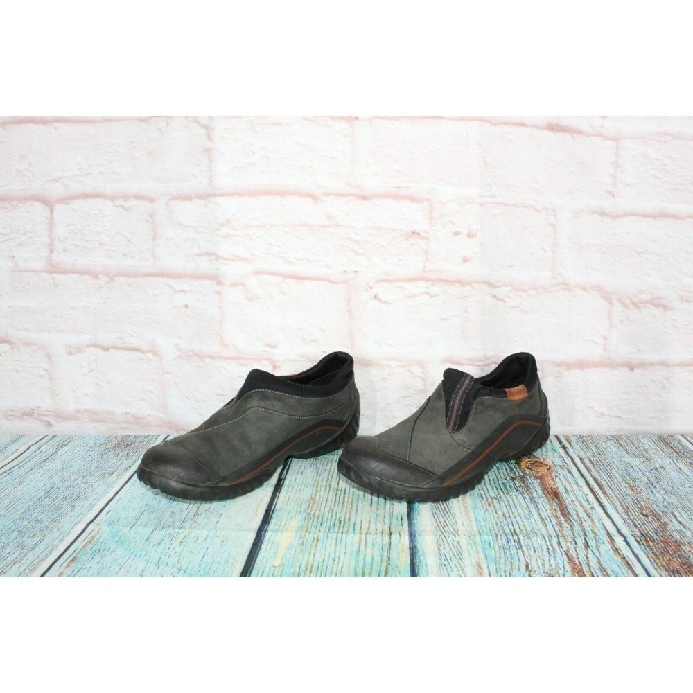 Clarks  Green Leather Slip On Waterproof Casual Loafer Shoes Size 8 Medium - Picture 2 of 9